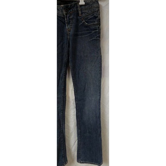SILVER Womens CINDY 27x31 Low Rise Boot Cut Medium Wash Distressed Denim Jeans - Picture 3 of 14